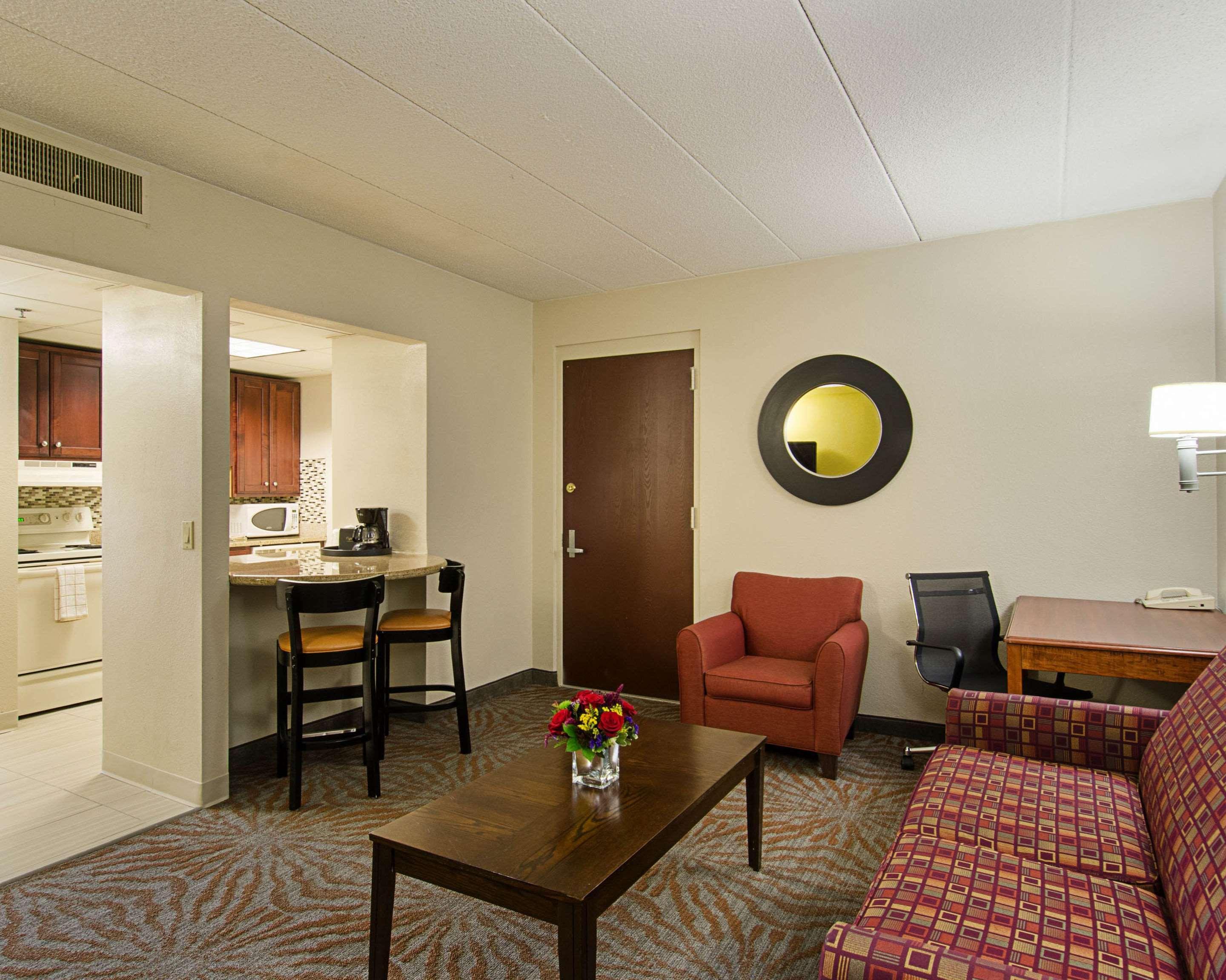 Quality Inn & Suites Worcester Exteriér fotografie