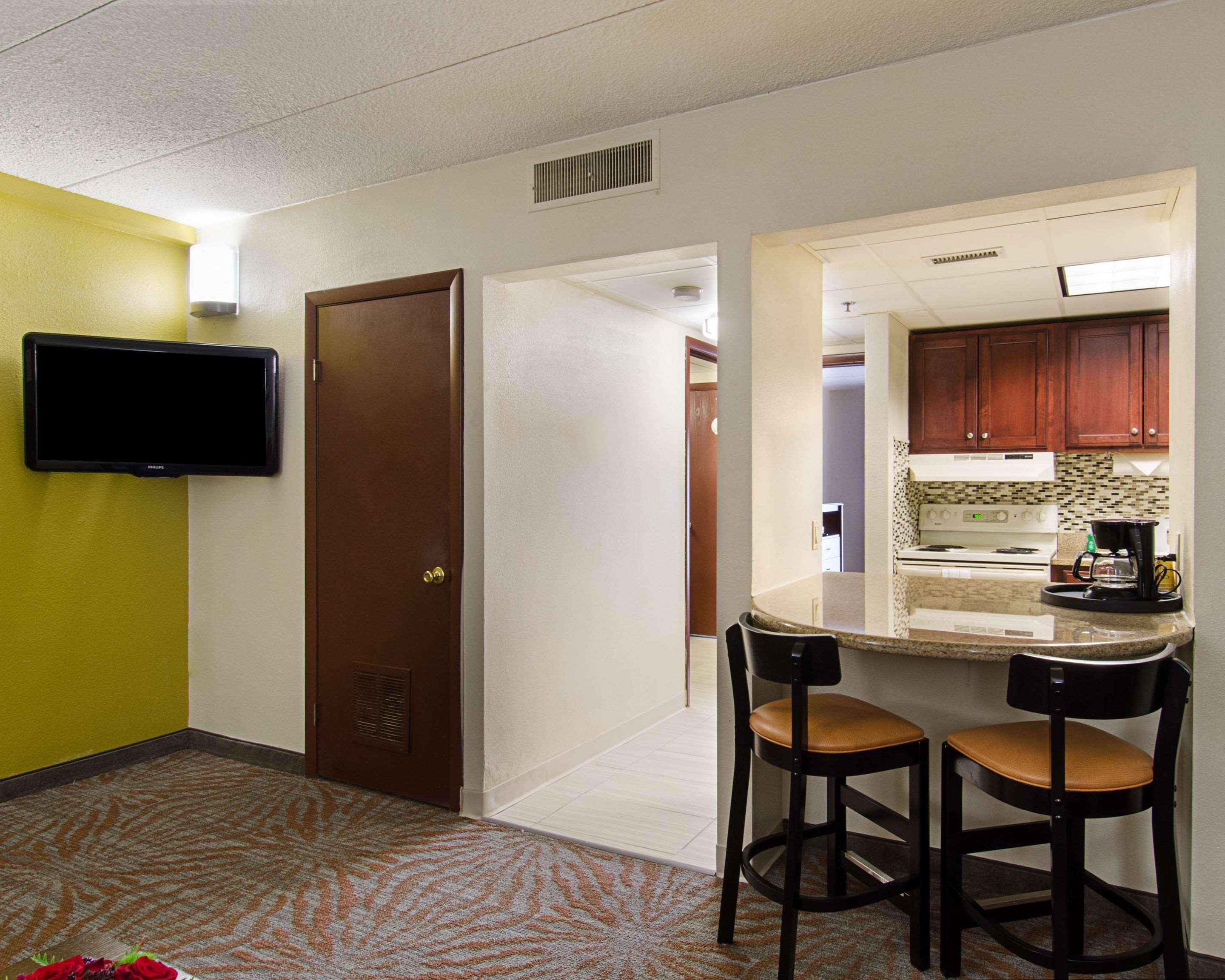 Quality Inn & Suites Worcester Exteriér fotografie