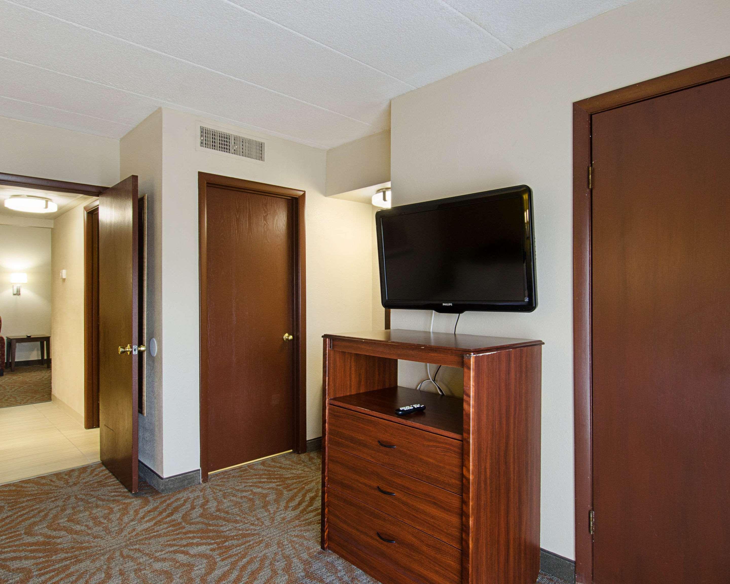 Quality Inn & Suites Worcester Exteriér fotografie