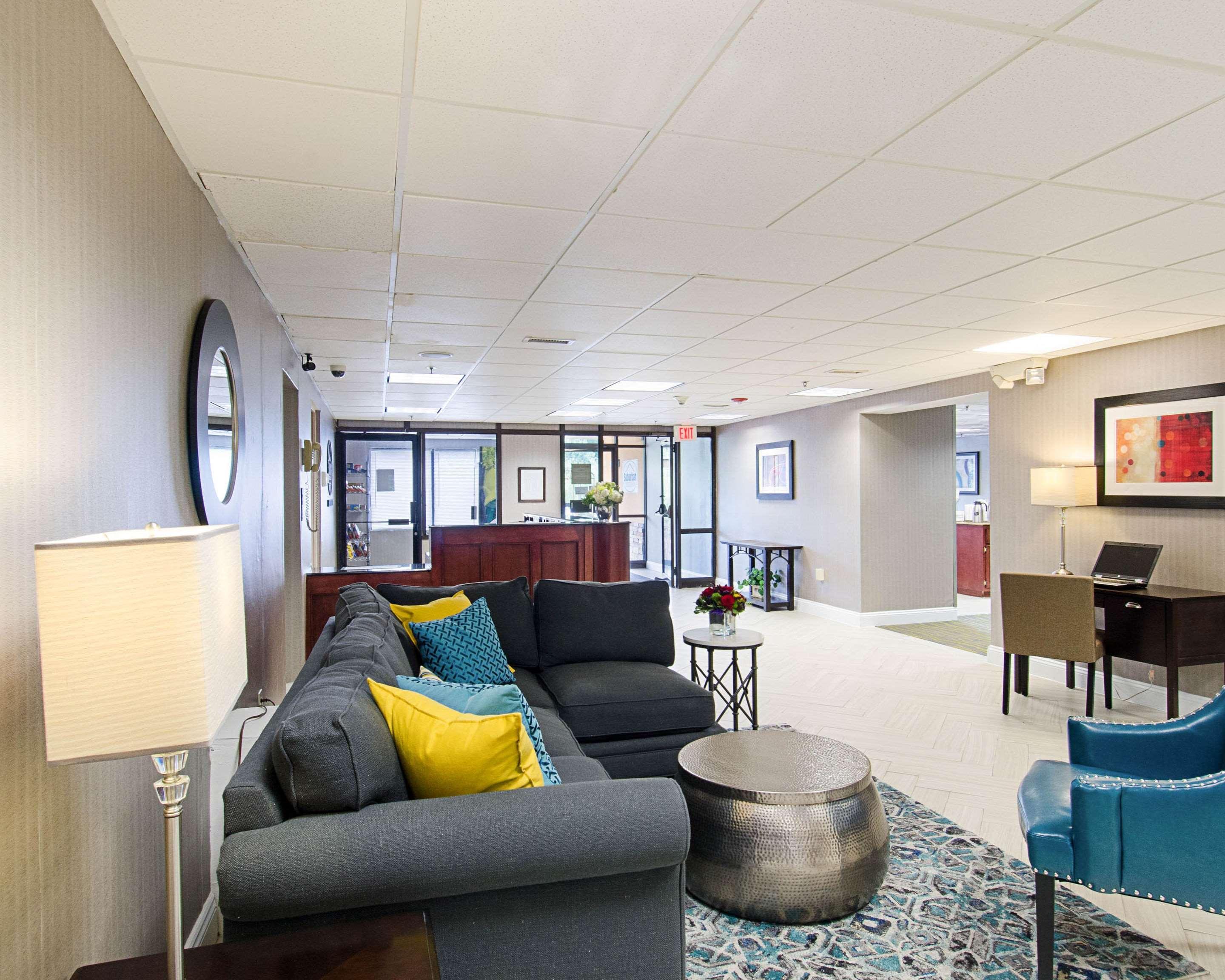 Quality Inn & Suites Worcester Exteriér fotografie