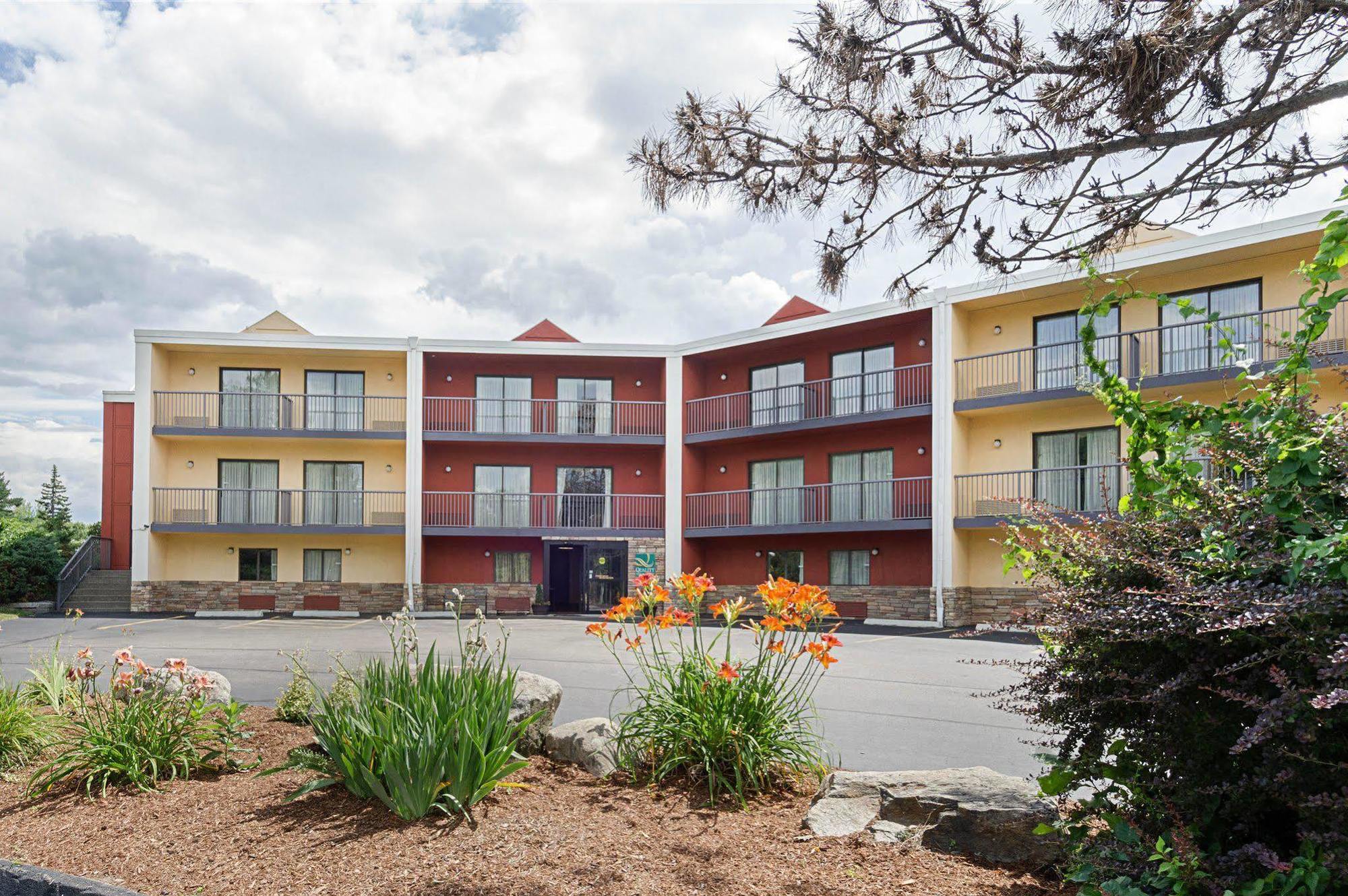 Quality Inn & Suites Worcester Exteriér fotografie